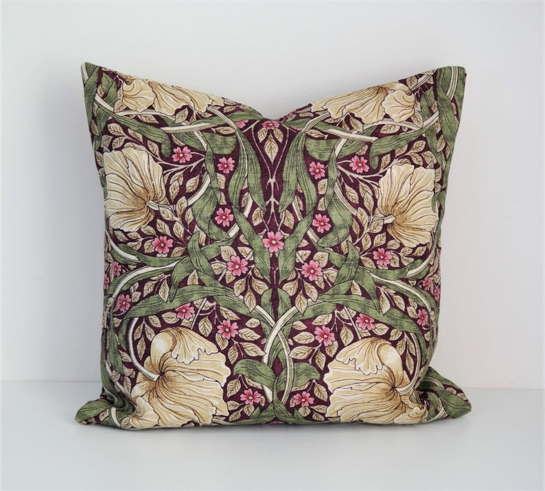 Double sided 16 pillow cover PIMPERNEL, made of 100% linen fabric, for pillow size 16x16 40x40 cm. Fabric design William Morris. image 2