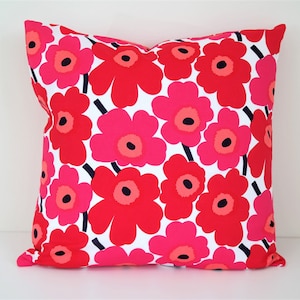 Double sided 18&#39;&#39; MINI UNIKKO pillow cover, handmade from MARIMEKKO cotton fabric. Pillow size 45x45 cm (18&#39;&#39;x18&#39;&#39;)