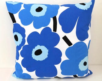 Double sided 18&#39;&#39; PIENI UNIKKO pillow cover, handmade from MARIMEKKO cotton fabric. Pillow size 45x45 cm (18&#39;&#39;x18&#39;&#39;)