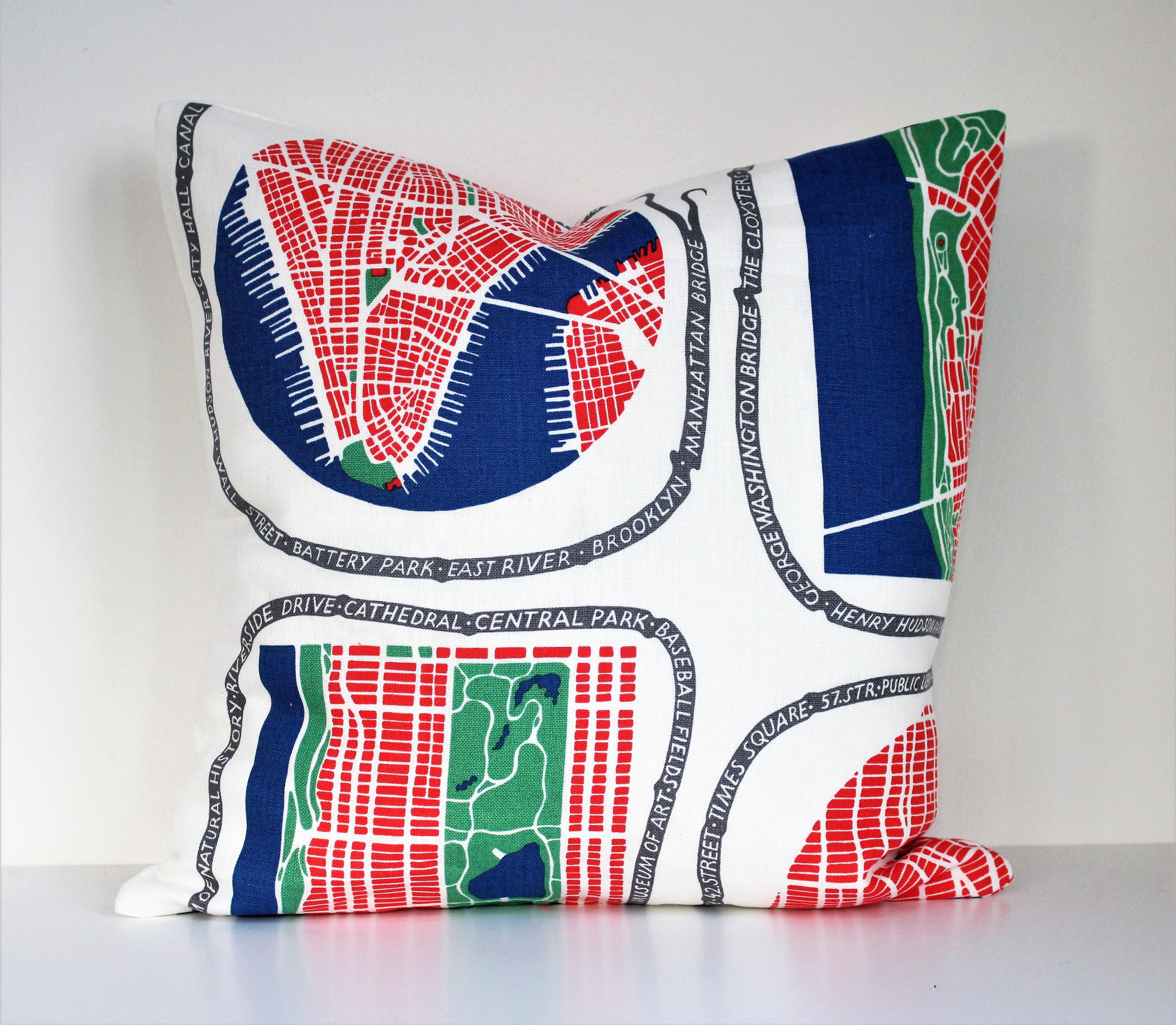 両面20インチのMANHATTAN枕カバー。デザイン：Josef Frank