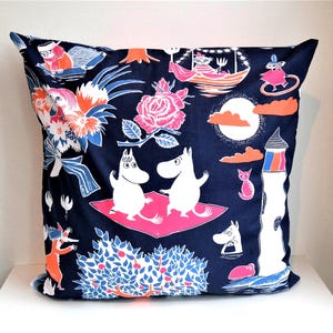 MAGIC MOOMIN TROLL 20&#39;&#39; double-sided pillow cover. Cotton case handmade from Finlayson fabric, for pillow in size 50x50 cm (20&#39;&#39;x20&#39;&#39;)