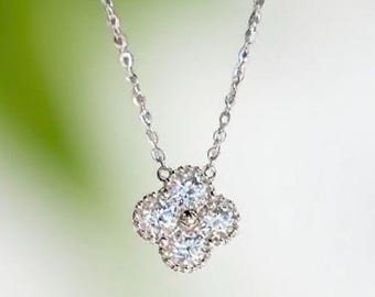 1.2ct Moissanite Flower Pendant Necklace: S925 Sterling Silver Diamond Lucky Clover Floral Charm Necklace