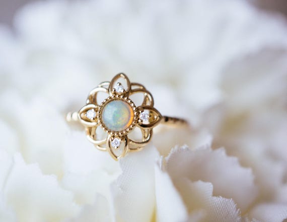 14K 18K Gold Feueropal Blume Ring Art Deco Diamant Verlobungsversprechen Ring Rose Weißgold Platin Hochzeit Jahrestag Ring Geschenk 14K 18K Gold Feueropal Blume Ring Art Deco Diamant Verlobungsversprechen Ring Rose Weißgold Platin Hochzeit Jahrestag Ring Geschenk
