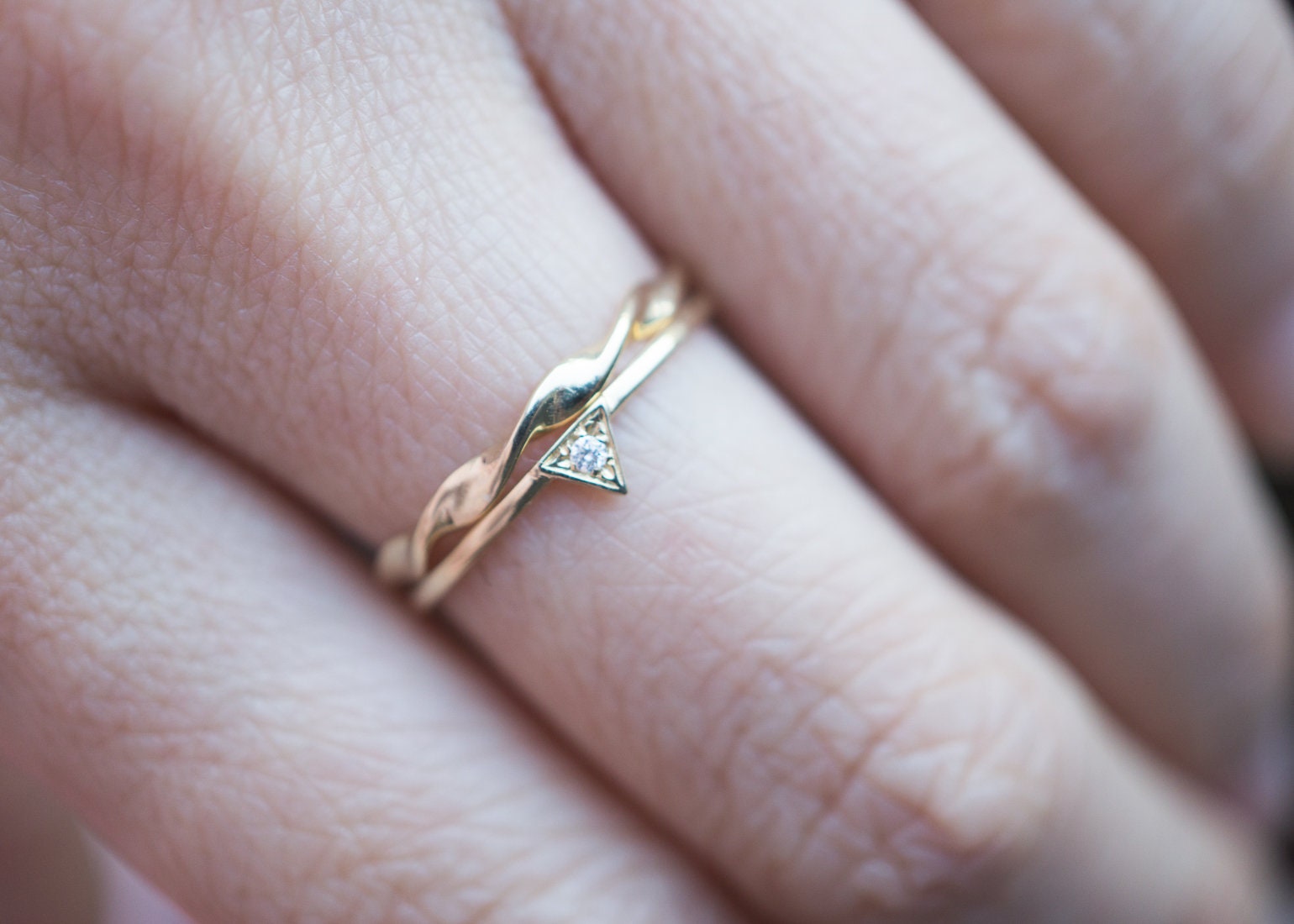 Mobius Ring Solid 14k 18k Gold Twist Wedding Band Ring Rose Gold Möbius ...