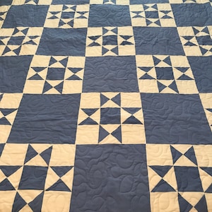 Blue and white Ohio star large Quilt