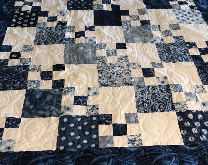 Blue and White Childs Lap Quilt. - Etsy