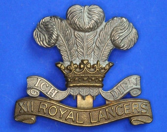 British Army Militaria World War 1 WW1 - WW1 WW2 XXII 12th Royal Lancers Regiment Cap Badge  [R07/23 25291]