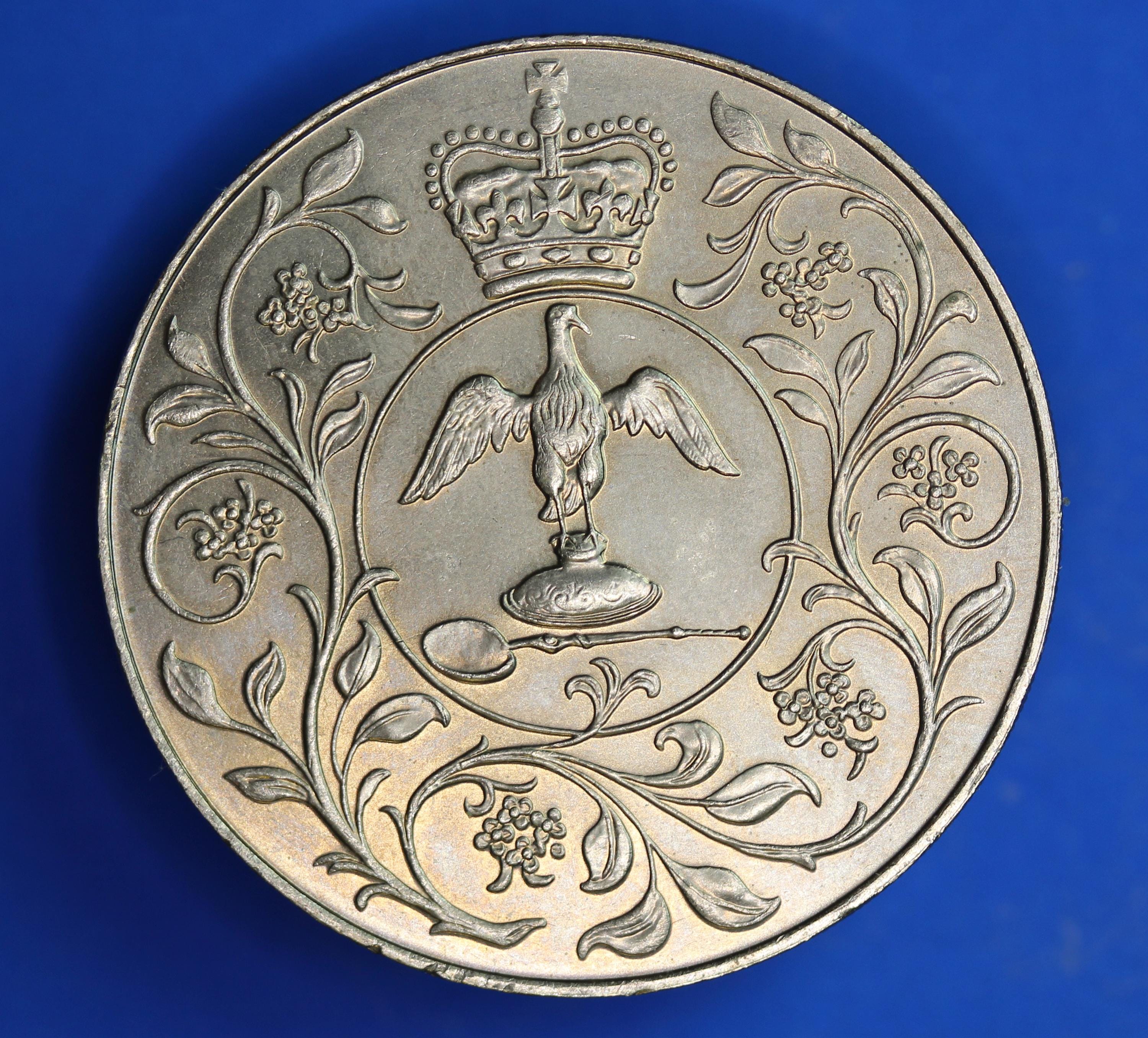 10枚 英国 イギリス 1977年 ブリティッシュ クラウン  British Coin - 1977 Elizabeth II Coronation Crown, Five Shillings