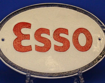 Esso Metal Oil Filler Jug Reproduction Garage Shed Workshop Man Cave Petroleum Esso Metal Oil Filler Jug Reproduction Garage Shed Workshop Man Cave Petroleum