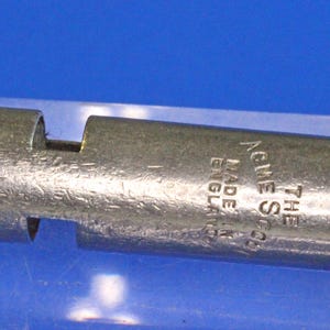 Vintage Whistle, Small Vintage The ACME Scout Whistle, Made in England, 6cm long  [02/25 31837]