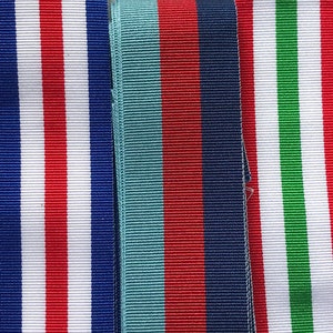 British Army Militaria Seconda Guerra Mondiale - Nastri per medaglie militari britanniche a grandezza naturale Seconda Guerra Mondiale, lunghezza 6" *[MEDRIB]