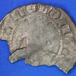 Mittelalterliches gehämmertes langes Kreuz Silberpfennig Fragment , 0,91g [24.9.30662]