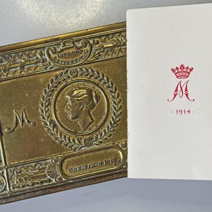 1914 Christmas Tin - Etsy