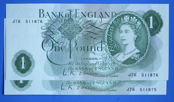 2x 1960 Bank of England One Pound, O'brien 