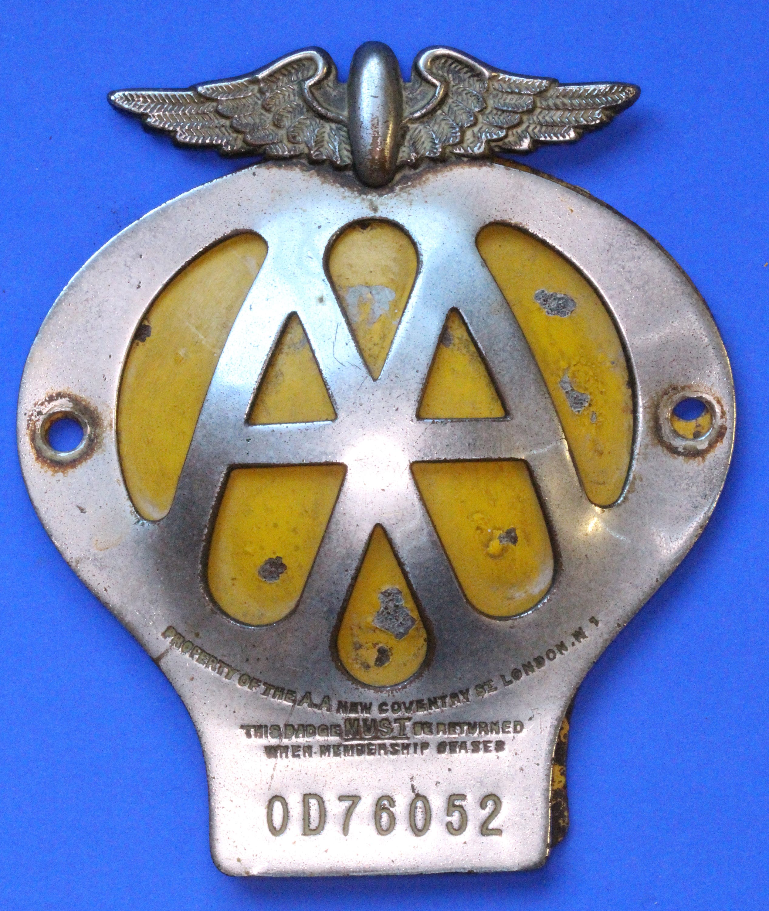 Automobile Association AA Members Badge - 1964-65 [R05/25 30148 