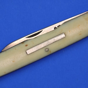 Victorian 1877 Mother of Pearl Birmingham, Hilliard & Thomason, silver fruit knife pen pocket knife, 2&quot; blade, some damage [R R09/24 25596]