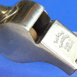 Vintage Whistle, Vintage The ACME Thunderer Whistle, Made in England  [02/25 31835]