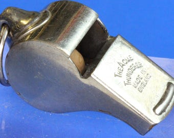 Sifflet Precision Training Acme Thunderer Whistle Avec Prise Pour Les Doigts Fb536