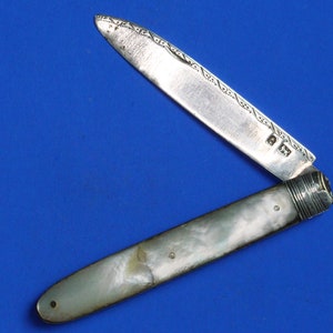 George III Silver & Mother Of Pearl Folding Pocket Fruit Knife, Length - Knife (open) 5.5 inch        [R R08/24 25410]