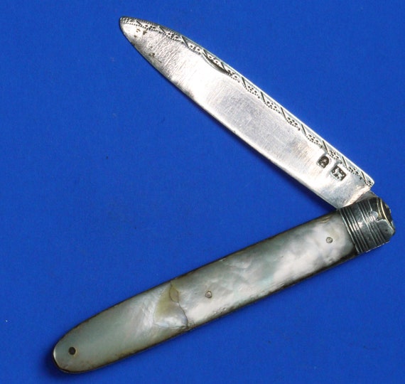 George III Silver & Mother of Pearl Folding Pocket Fruit Knife