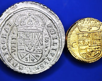 REPRODUCTION, Replica - Gold Doubloon Spanish colonial 2 Escudos 16th C (22mm) & 1705 Philip V 8 VIII Real Seville (35mm) coins [2SPAIN]