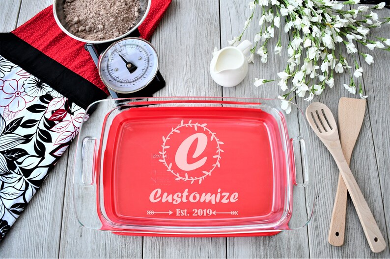 Pyrex casserole dish