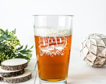 Engraved Dad Pint Glass, Comic USA Flag Design, Father’s Day Gift