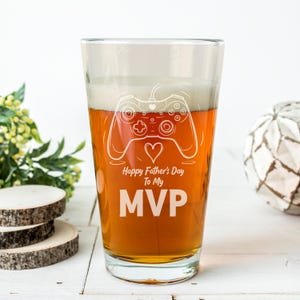 Father’s Day Gamer Gift for Dad | White Engraved Beer Glass | Happy Father’s Day to My MVP | Xbox Pint Glass | Gift for Gamer Husband