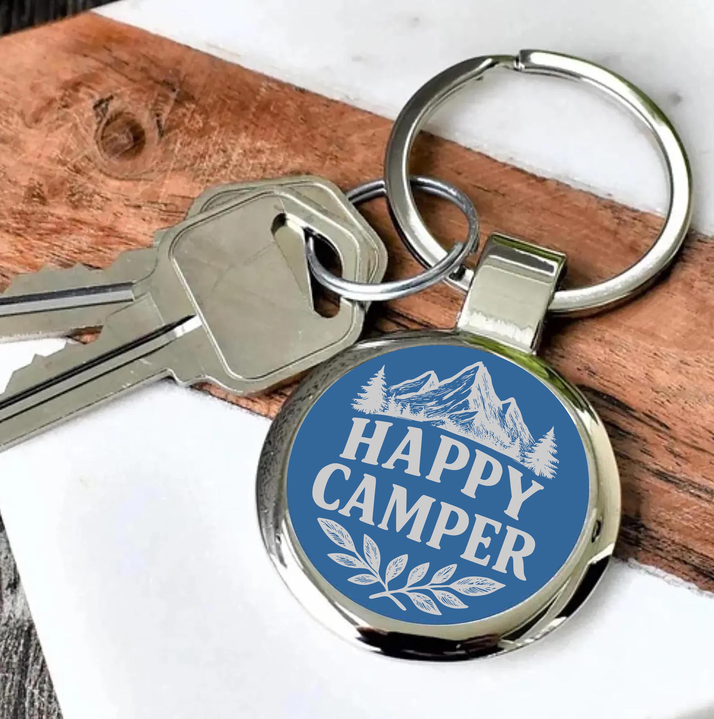 Happy Camper Keychain – Mountain Camping Gift for Outdoor Lovers, Engraved Hiking Key Ring, Campervan or Tent Accessory