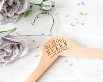 Custom Bridal Hanger, Personalized Bridesmaid Hangers, Bride Hanger for Wedding Dress, Hangers for Bridesmaids, Hangers for Wedding
