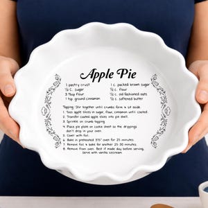 Handwritten Recipe Pie Plate – Custom Engraved 9” Ceramic Pie Dish – Personalized Family Recipe Keepsake Wedding Gift