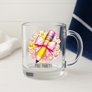 Personalized Glass Mug for Teacher – Cute Pencil with Pink Bow and Custom Name – Back to School Gift for Teachers, Educators, or Staff
