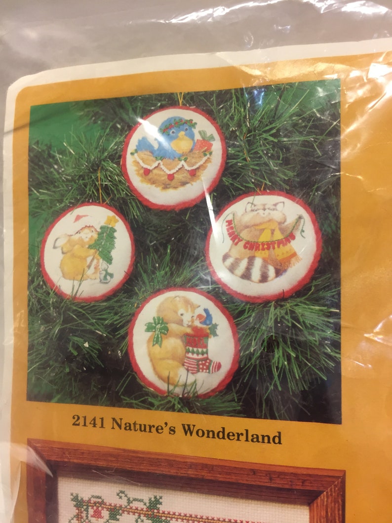 The Creative Circle, Christmas Nature's Wonderland Kit, Vintage Counted Cross Stitch,Nancy Carter, 2141, Christmas Animals, New in Package image 3