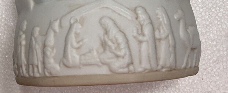 Vintage Virgin Mary Music Box, Ave Maria, Vintage San Francisco Music Box Company, Porcelain Virgin Mary, Madonna Music Box Mother's Day image 9