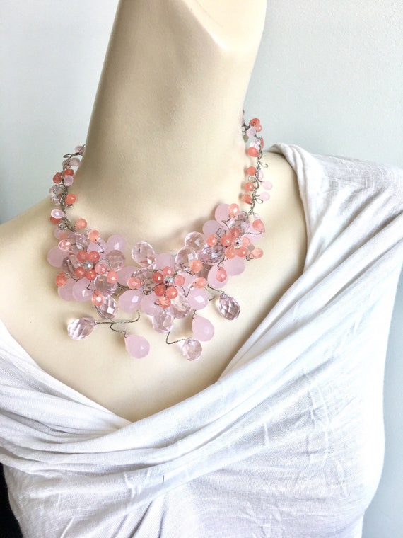 Rose Quartz Stone Flower Necklace 