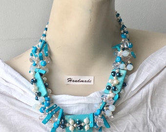 Turquoise stone necklace with pearl