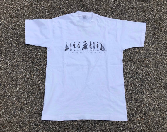 Vintage Metropolitan Museum of Art Tee 90s MET Mus