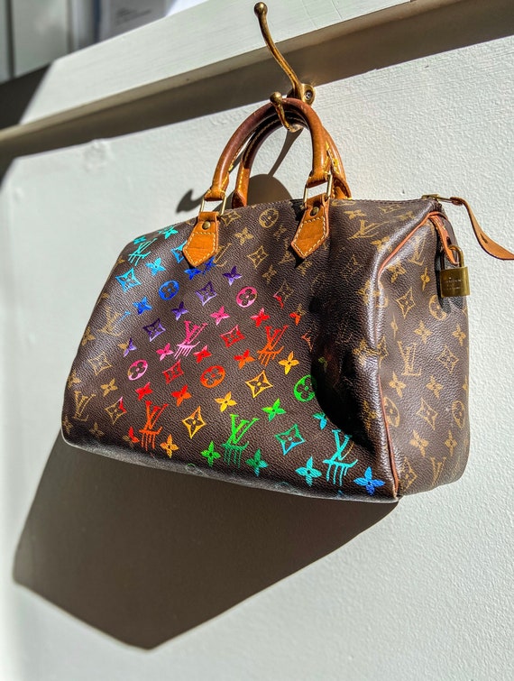 Hand Painted Rainbow Ombré on Your LV Bag / Custom & Made to - Etsy 愛用 ルイヴィトン❤️バッグ ハンドバッグ