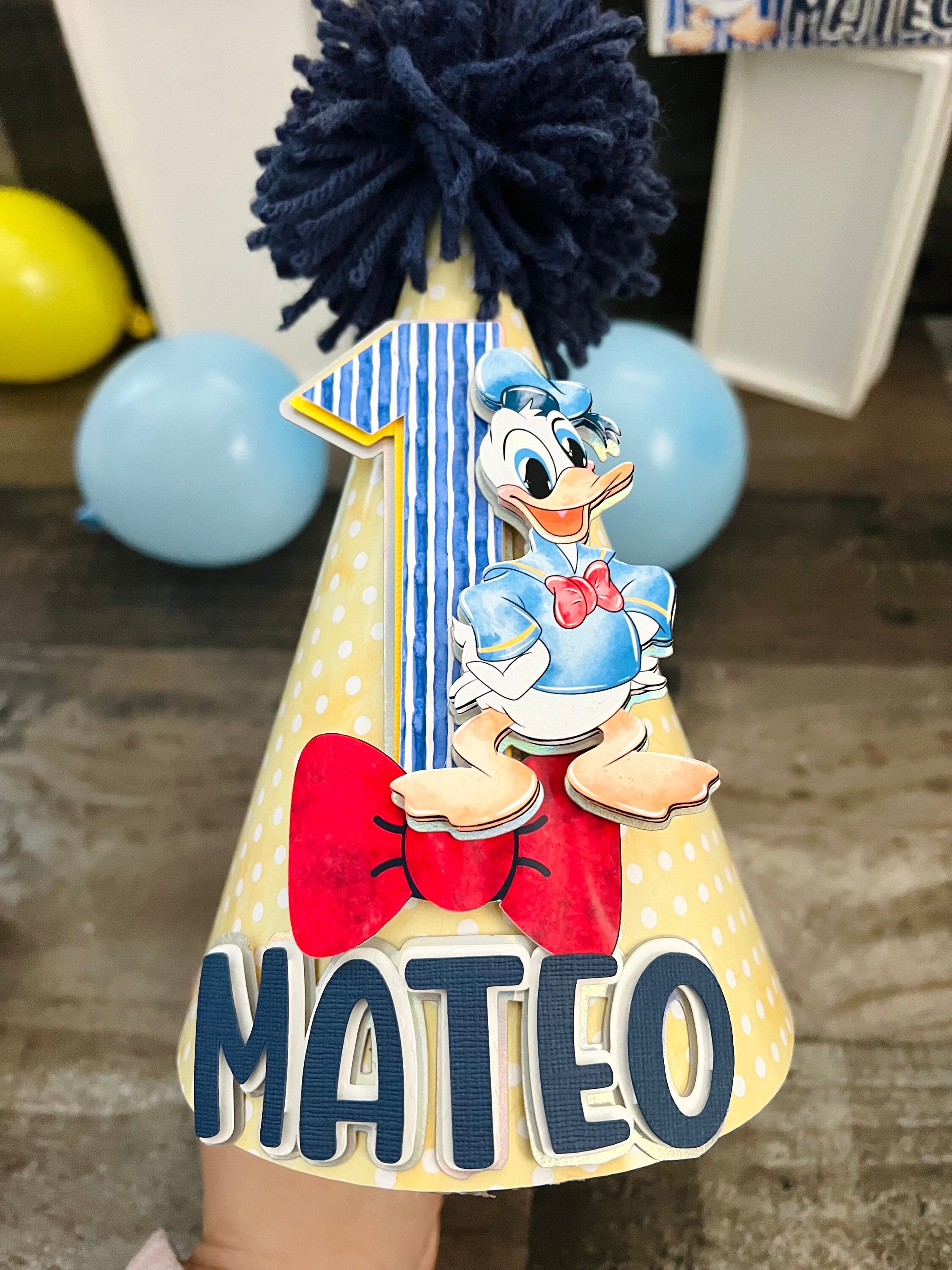 ドナルド ピンバッジ セット DONALD DUCK BIRTHDAY Personalized Donald Duck First Birthday Hat Baby Birthday