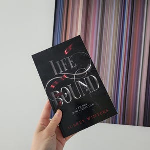 Life Bound | Podpisana miękka oprawa