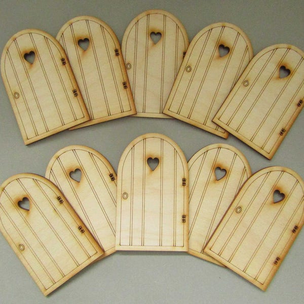 Wooden Fairy Door – Plain Heart Fairy Door Craft Shape. Pack of 10 Real Woodgrain Fairy Doors, ideal for gift bags, parties