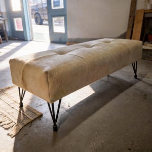 Hytower Cowhide Bench