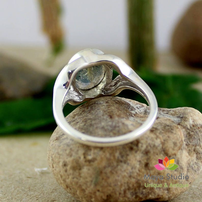 Sterling silverNatural labradorite ring,Nature inspired Leaf ring,Birthday gift,Daily wear,925 ,gemstone Jewelry,Handmade,Valentine Gift image 4