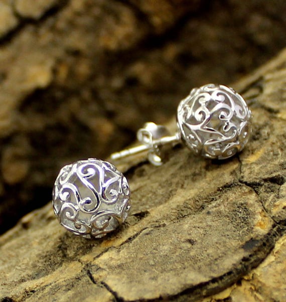 Filigree ball earrings outlet