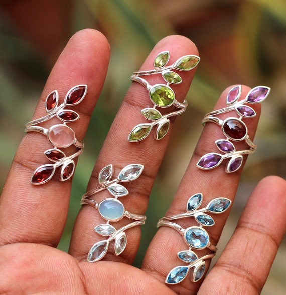 Sterling Silver Amethyst and Green Quartz Leaf Pendant Sterling Silver Amethyst and Green Quartz Leaf Pendant