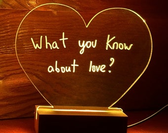 Acrylic Heart LED Message Board: Erasable Memo Lamp