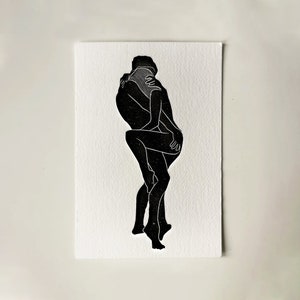 Original Linocut Print &#39;Intimacy&#39; of Loving Couple Hugging Eachother | Limited Handmade Lino Print A3 A4 | Artybymartie