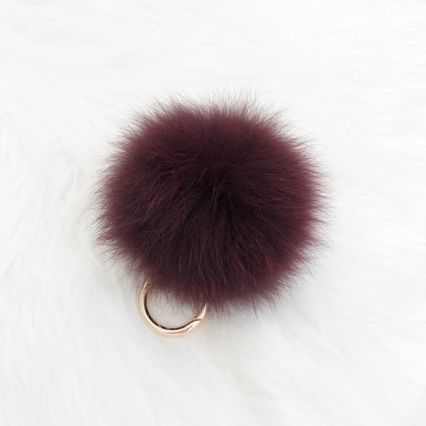 Porte-clés en fourrure authentique, porte-clés Pompom, sac à main Fourrure Pompom Charm, Charme en fourrure bourguignonne, Porte-clés Pompom, Accessoires de sac, Cadeau pour elle.