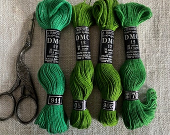 Quattro matassine di filo da ricamo vintage DMC 12 in cotone e broder, tonalità di filo da ricamo francese verde