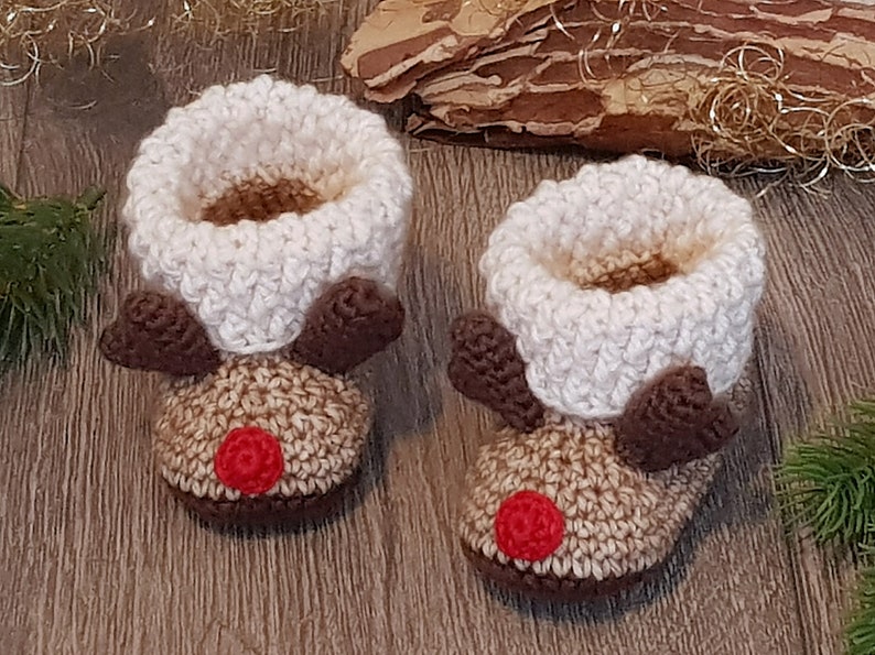 PDF: Baby Booties Reindeer 0-6 months Crochet Pattern image 1